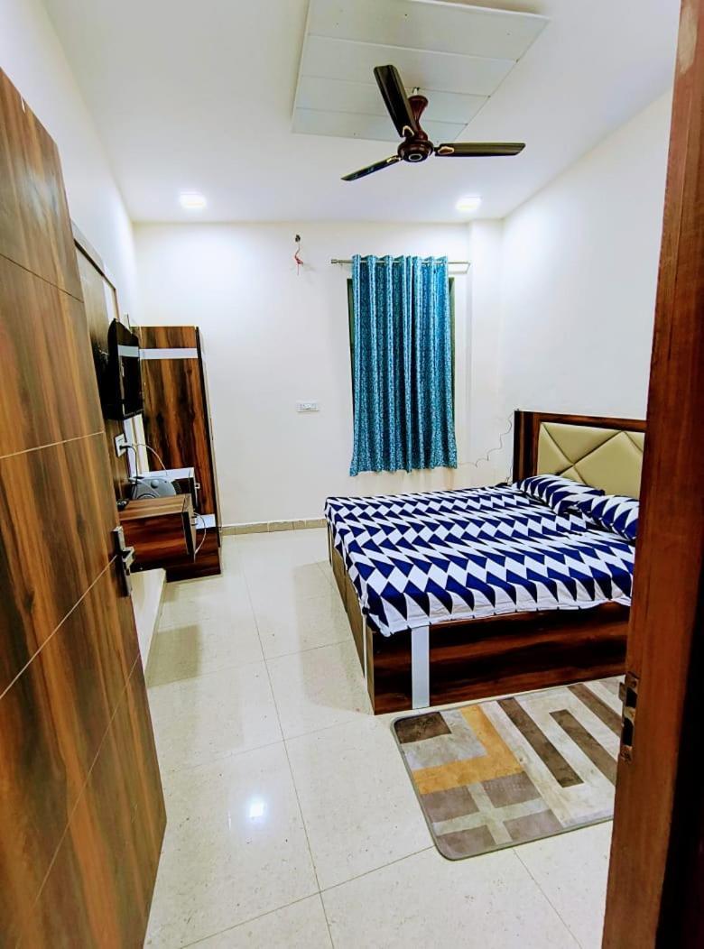 Hotel Dream Taj Family Rooms 200Mtr From Taj Mahal Agra  Luaran gambar